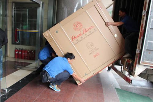 安居钢琴贵重工艺品无忧运